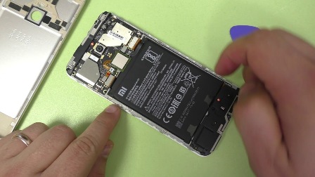 Замена батареи в Xiaomi Redmi Note 4x